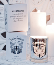 Doftljus Springfeelings (Lavendel) från Majas Lyktor/Barncancerfonden